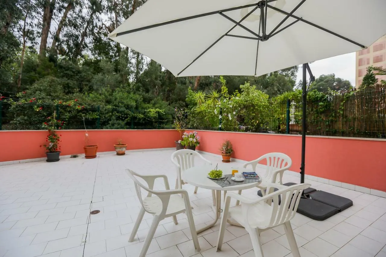 Like-Home-T4-Bright Benfica Apt-Terrace location