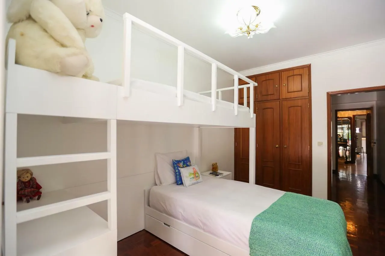 アパート Like-Home-T4-Bright Benfica Apt-Terrace リスボン